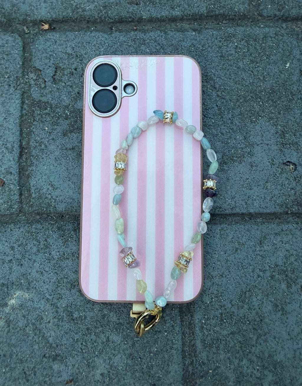Petal kiss Dainty Wristlet (inner peace & calm)